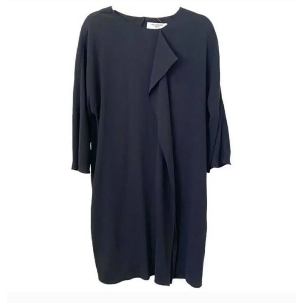 M.M. Lafleur ribbon detail 3/4 sleeve black dress sz 8